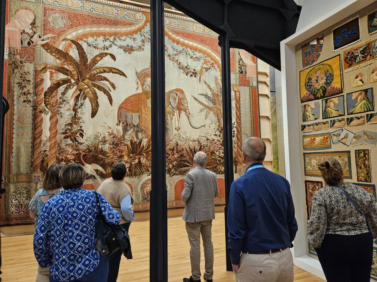 Visite de la Cité internationale de la tapisserie à Aubusson avec les membres de l'ARGAT