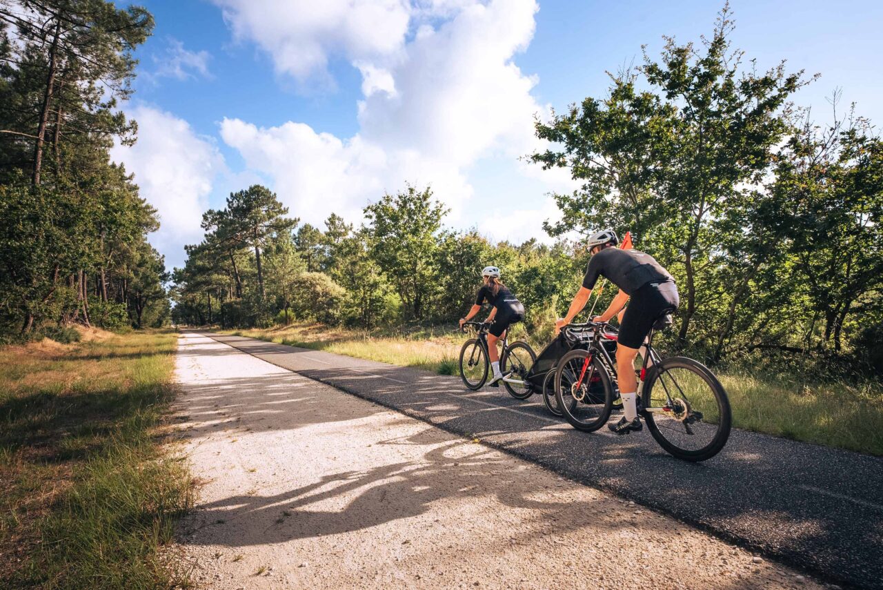 Famille de cyclistes sur la Vélodyssée