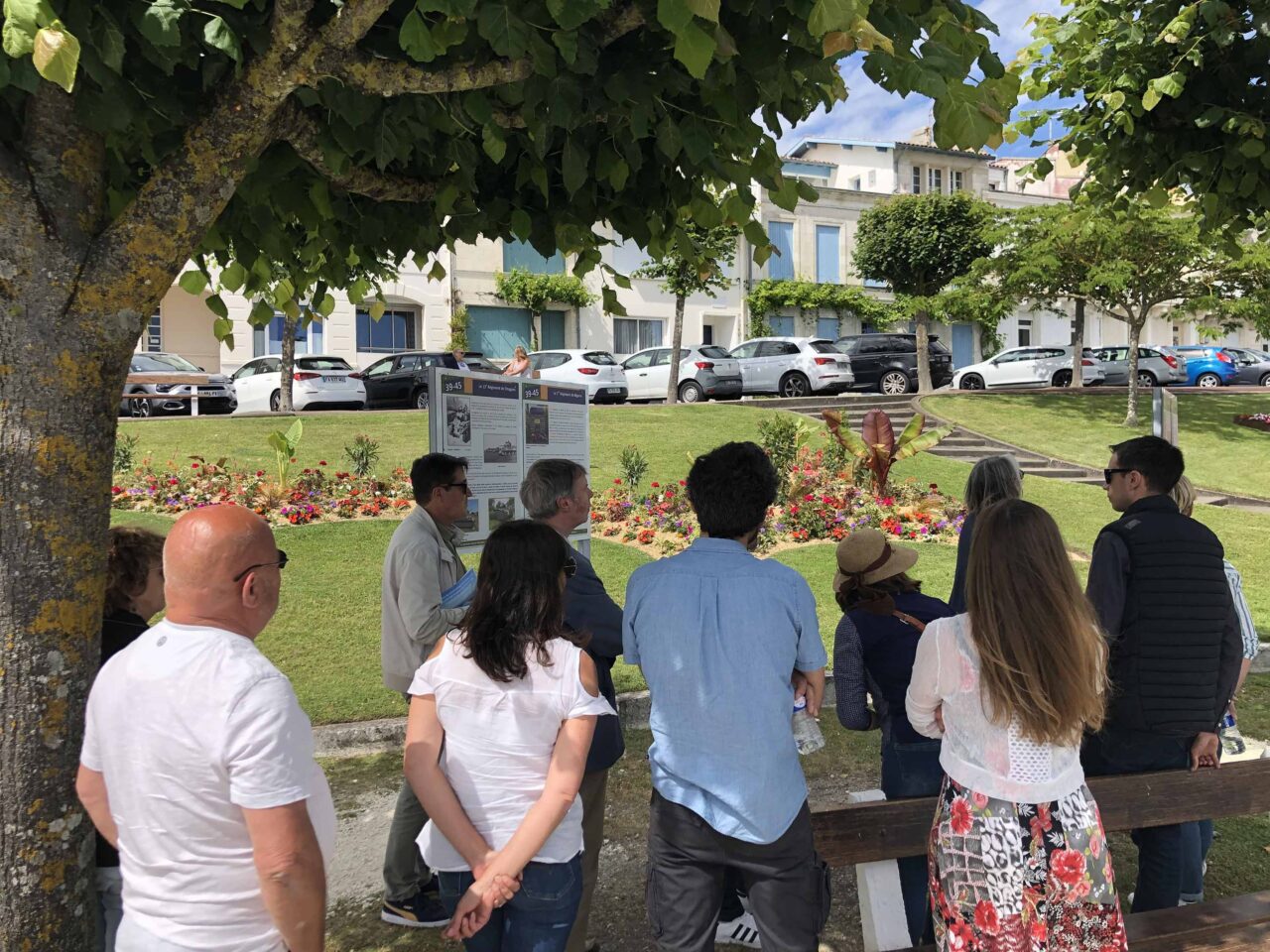 Visite d'une commune pour l'obtention du label Villes et Villages fleuris en Nouvelle-Aquitaine